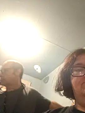 Snapshot of mcv131985 chatting on 12.28.24 mcv131985 online show from 12.28.24