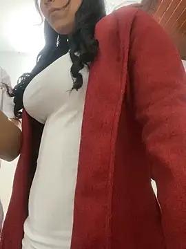 luisa16xxx online show from 12.25.24