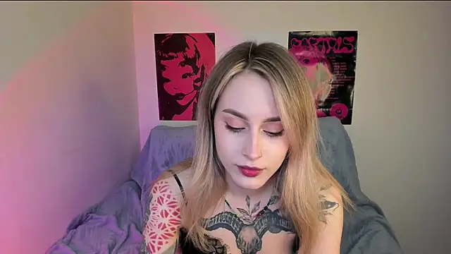 Snapshot of aviva_faith chatting on 04.16.26 aviva faith online show from 04.16.26