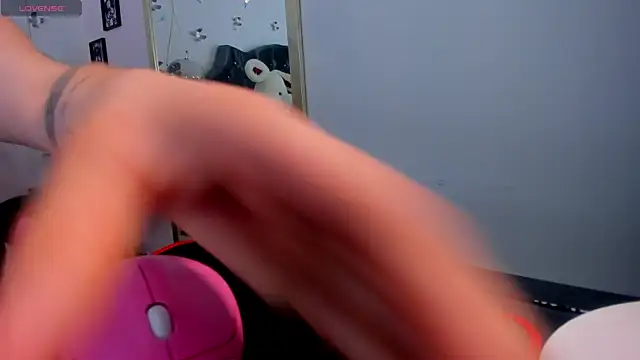  Antonnela  online show from 02.13.25