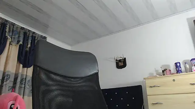 sweet cutetras22 online show from 03.13.25