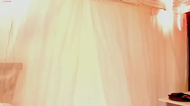 MiaKnox online show from 06.19.26