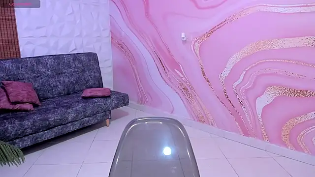 SaraaMills online show from 03.13.25