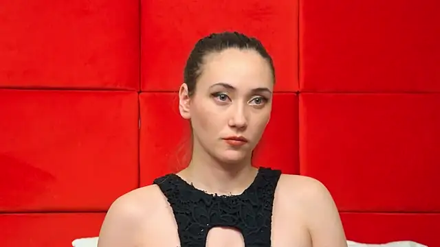 Snapshot of AliceMunro chatting on 01.26.25 AliceMunro online show from 01.26.25