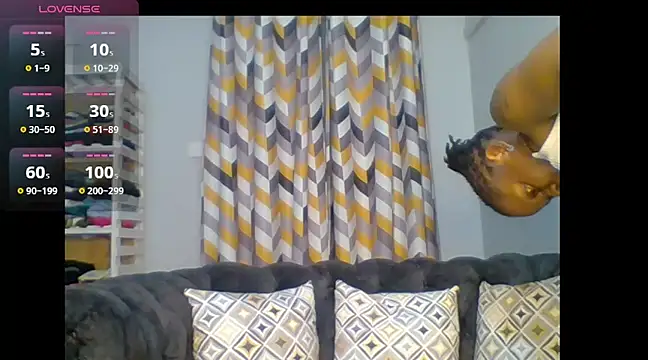 Snapshot of Petite_254 chatting on 03.16.25 Petite 254 online show from 03.16.25