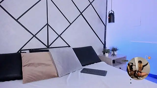 Natasha Smith09 online show from 03.06.25