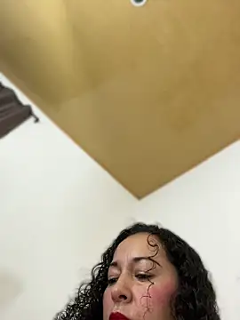 luisa curli online show from 04.25.26