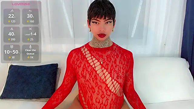 Snapshot of laura_sweett120 chatting on 07.18.26 laura sweett120 online show from 07.18.26