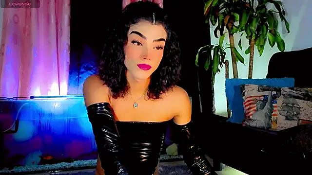 the-horus-girl online show from 05.04.26