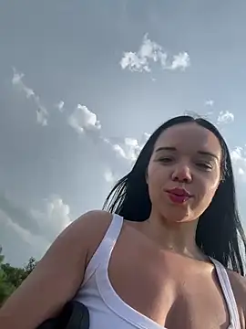 Snapshot of Vanesskaa chatting on 05.26.26 Vanesskaa online show from 05.26.26