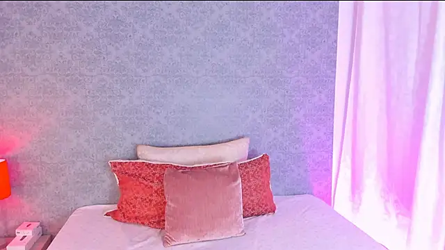 CatrinaRossi online show from 01.18.25