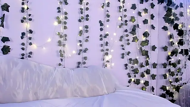 Natasha Nasty2 online show from 12.24.24