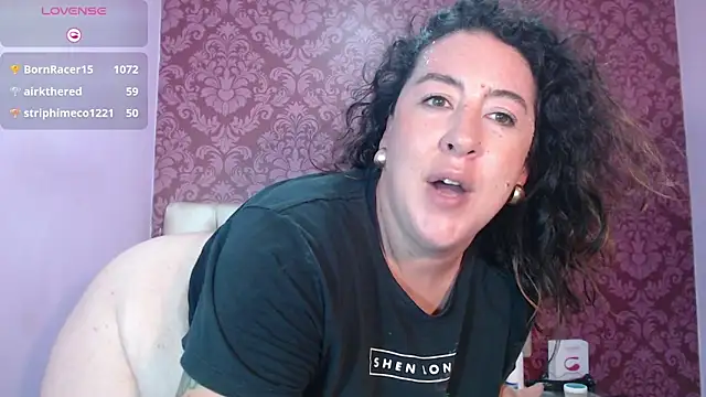 Snapshot of BBWPrettyDoll chatting on 01.12.25 BBWPrettyDoll online show from 01.12.25