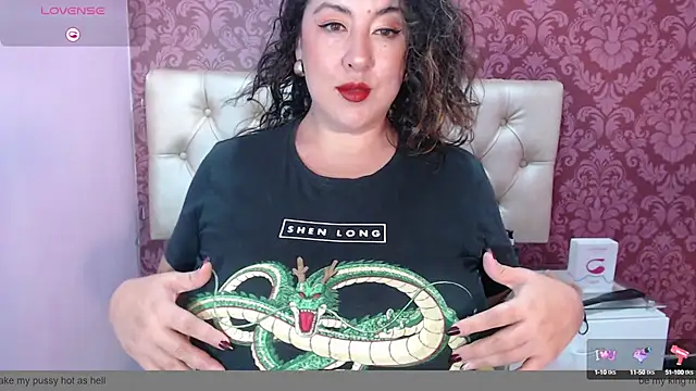Snapshot of BBWPrettyDoll chatting on 01.24.25 BBWPrettyDoll online show from 01.24.25