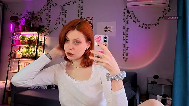 Snapshot of Your_Corvus chatting on 02.01.26 Your Corvus online show from 02.01.26