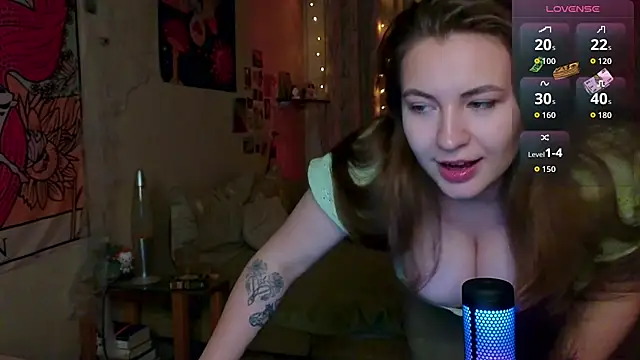 LisaCase online show from 10.24.25