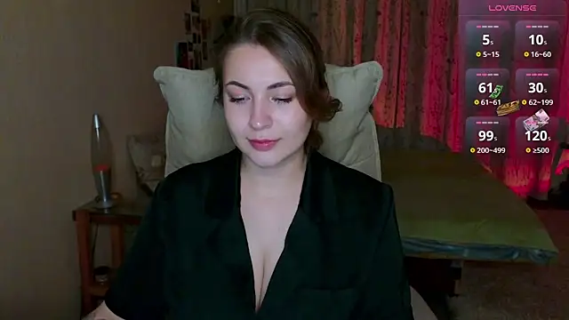 LisaCase online show from 01.11.26