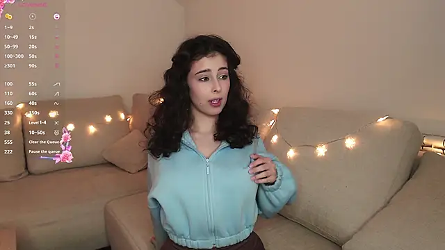 Snapshot of cosmosbaby chatting on 01.08.26 cosmosbaby online show from 01.08.26