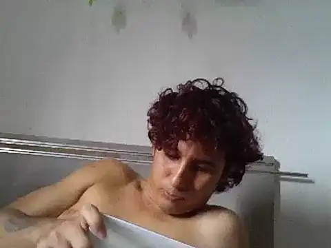 Snapshot of pedrodavid_ chatting on 01.07.25 pedrodavid  online show from 01.07.25