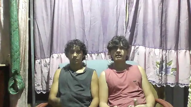 Snapshot of pedrodavid_ chatting on 10.15.25 pedrodavid  online show from 10.15.25