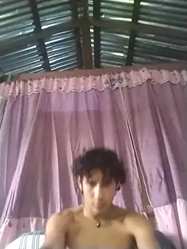 Snapshot of pedrodavid_ chatting on 10.31.25 pedrodavid  online show from 10.31.25