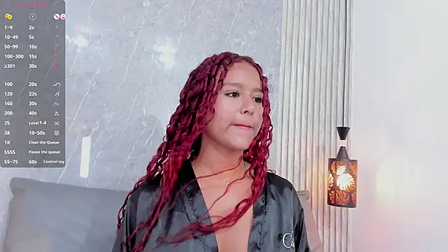 Sophiee Velvet online show from 01.08.25