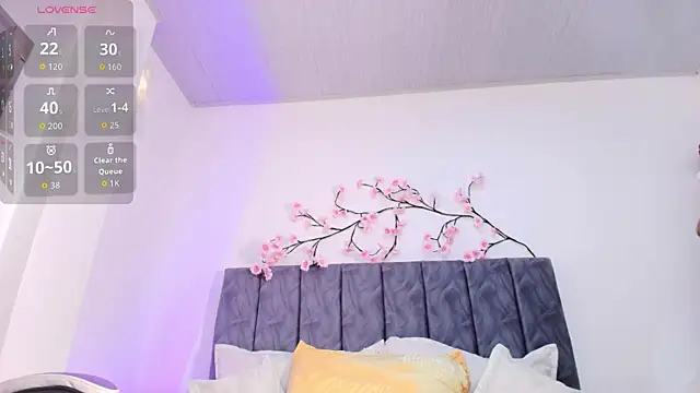 Sophiee Velvet online show from 06.02.26