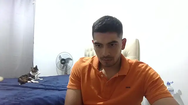 Snapshot of Himoreno25 chatting on 12.05.25 Himoreno25 online show from 12.05.25