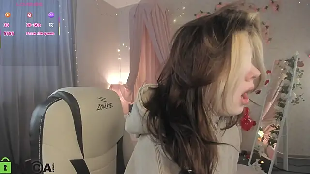 Snapshot of Vanessa_Walters chatting on 03.15.26 Vanessa Walters online show from 03.15.26