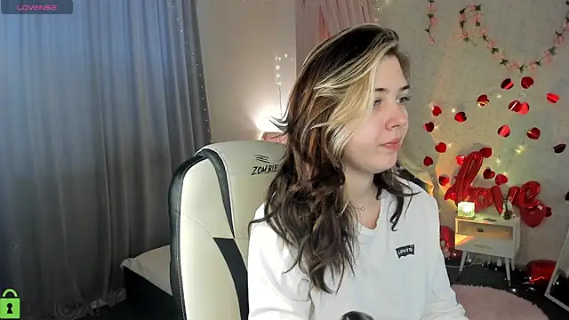 Snapshot of Vanessa_Walters chatting on 03.21.26 Vanessa Walters online show from 03.21.26