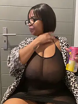 Saggy areola95 online show from 06.14.26