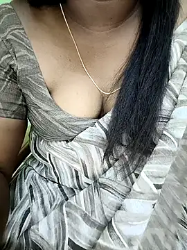 Snapshot of tamil_subha69 chatting on 12.26.24 tamil subha69 online show from 12.26.24