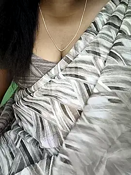 Snapshot of tamil_subha69 chatting on 12.27.24 tamil subha69 online show from 12.27.24