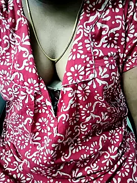 Snapshot of tamil_subha69 chatting on 02.10.26 tamil subha69 online show from 02.10.26