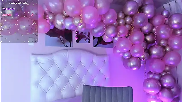 ellarosee  online show from 03.13.25