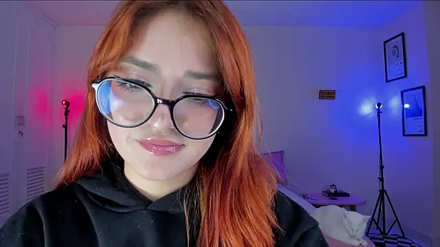 SweetJennaa online show from 01.19.25