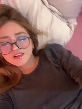 SweetJennaa online show from 10.10.25