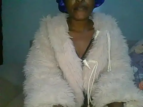 Snapshot of Candykitten chatting on 03.14.26 Candykitten online show from 03.14.26