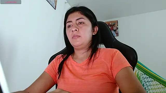 Snapshot of danna_peterson1 chatting on 02.14.26 danna peterson1 online show from 02.14.26