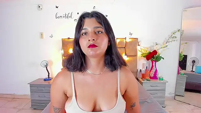 Megan Whitte online show from 09.23.25