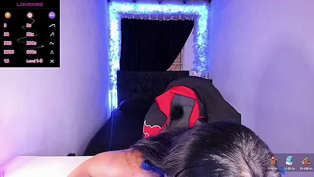 Snapshot of Mariana_Hasper_ chatting on 12.10.24 Mariana Hasper online show from 12.10.24