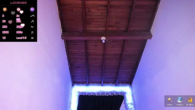 Snapshot of Mariana_Hasper_ chatting on 01.07.25 Mariana Hasper online show from 01.07.25