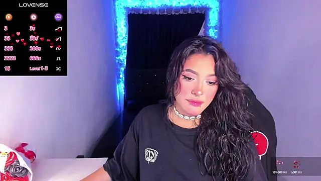 Snapshot of Mariana_Hasper_ chatting on 03.20.25 Mariana Hasper online show from 03.20.25