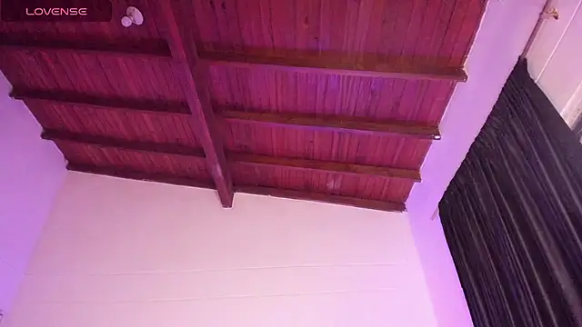 Snapshot of Mariana_Hasper_ chatting on 01.11.26 Mariana Hasper online show from 01.11.26