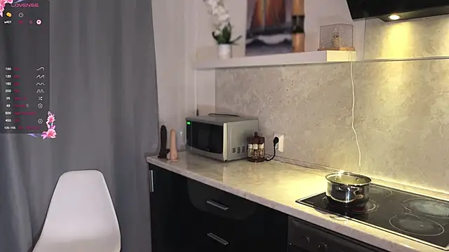 Snapshot of diaanona chatting on 03.10.26 diaanona online show from 03.10.26