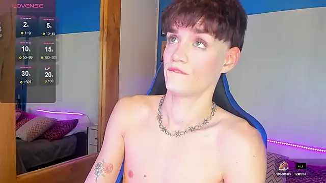 VladHellsing4 online show from 02.25.25