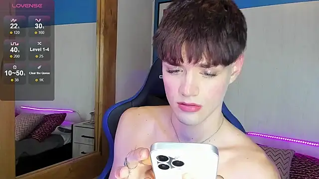 VladHellsing4 online show from 03.03.25