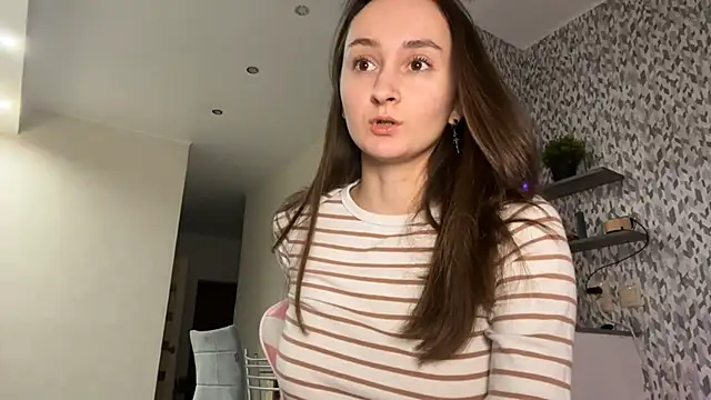 Snapshot of Eva_Eva_ chatting on 02.24.25 Eva Eva  online show from 02.24.25