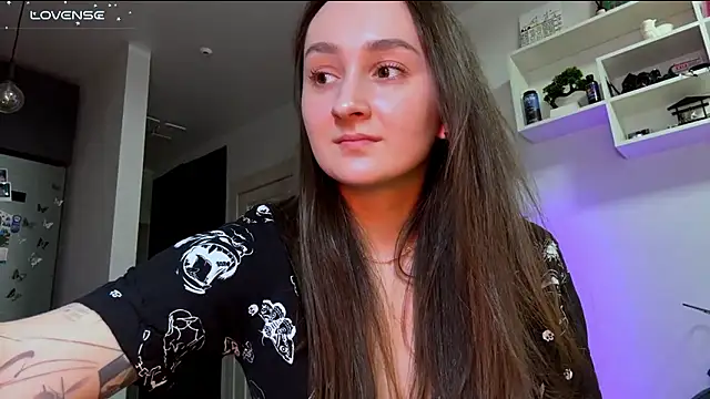 Eva Eva  online show from 03.13.26