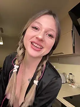 Kimsweet7 online show from 01.17.25